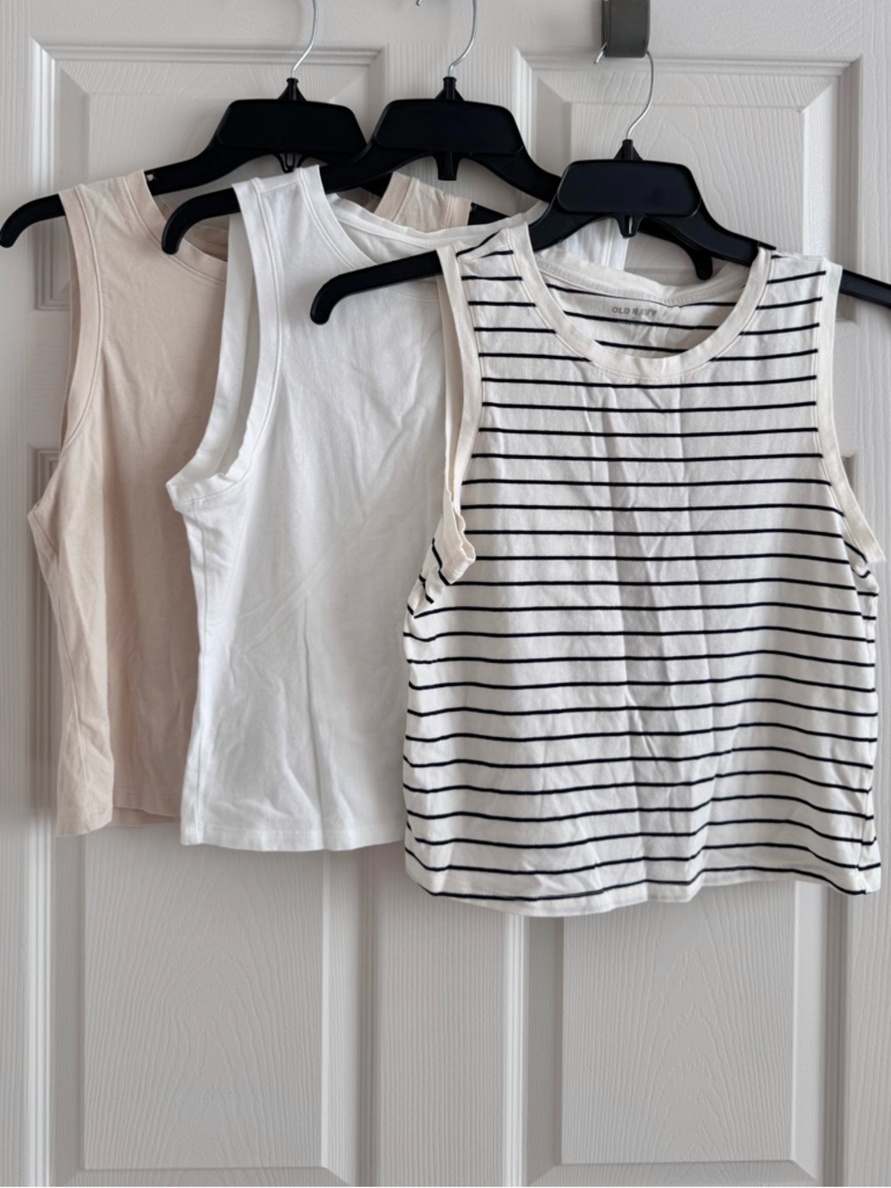 *Set of 3* Old Navy Women's Muscle Tanks